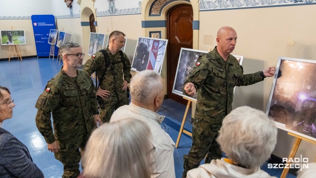 W Zachodniopomorskim Urzędzie Wojewódzkim otwarto wystawę Pomiędzy liniami. 184 dni na straży, pokazująca służbę żołnierzy 12 Szczecińskiej Dywizji Zmechanizowanej na granicy polsko-białoruskiej.