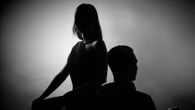 Skandaliczne - tak premier określa najnowsze weta prezydenta. Karol Nawrocki odrzucił nowelizacje kodeksów rodzinnego i wyborczego.