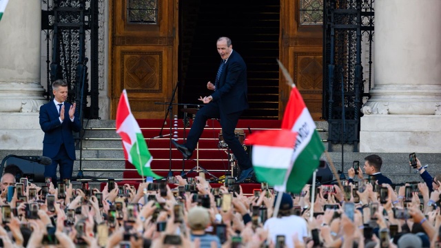 Przyszła szefowa węgierskiej dyplomacji potwierdziła, że w przyszłym tygodniu razem z premierem Peterem Magyarem leci w pierwszą podróż zagraniczną do Polski. Deklaracja padła w czasie jej przesłuchań w węgierskim Zgromadzeniu Narodowym.