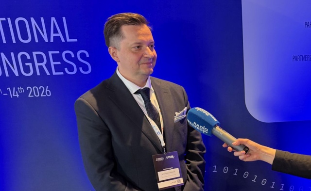 W większości rzek w Polsce mamy niżówki, czyli obniżenie stanów wód - powiedział w rozmowie z Radiem Szczecin podczas Kongresu Morskiego prezes Państwowego Gospodarstwa Wodnego Wody Polskie Mateusz Balcerowicz.