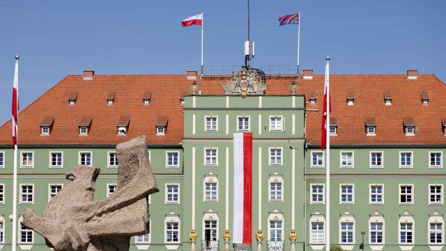 Gabinet prezydenta Szczecina, podziemny schron i miejsca na co dzień niedostępne dla mieszkańców będzie można zobaczyć podczas Europejskiej Nocy Muzeów w magistracie.