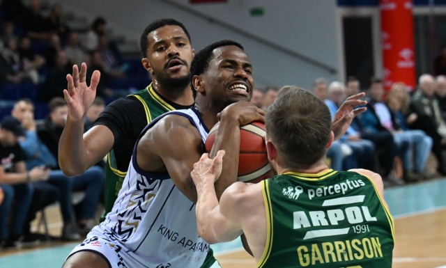 Koszykarze Kinga od zwycięstwa rozpoczęli zmagania w play-off Orlen Basket Ligi.