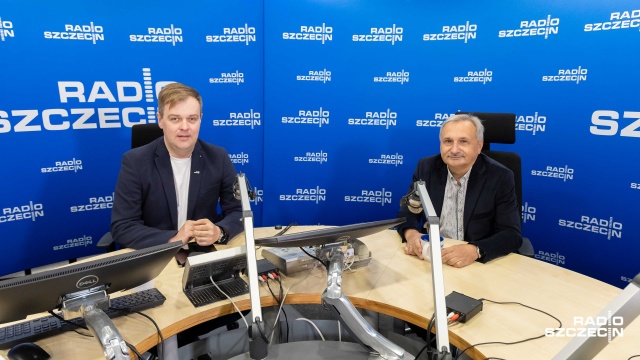 To czysto propagandowy pomysł - radny Prawa i Sprawiedliwości i były minister edukacji krytykuje sposób wprowadzenia zakazu używania telefonów w szkołach.