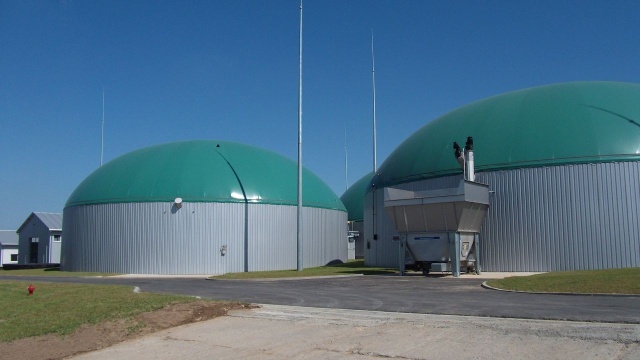 - To nie wiedza jest głównym motorem napędowym protestów przeciwko budowie instalacji fermentacji beztlenowej - uważa prezes Unii Producentów i Pracodawców Przemysłu Biogazowego i Biometanowego Artur Zawisza.