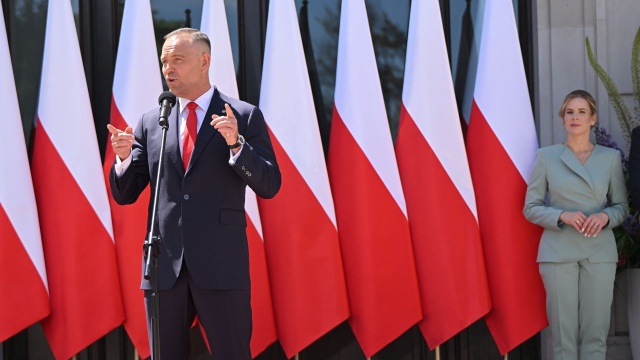 Prezydent RP Karol Nawrocki zdecydował o odebraniu Orderu Orła Białego prezydentowi Ukrainy Wołodymyrowi Zełenskiemu.