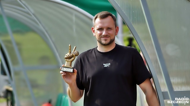 Grzegorz Milewski, spiker klubu GKS Bizon 1977 Cerkwica, wyróżniony przez Zachodniopomorski Związek Piłki Nożnej w Szczecinie. To nagroda, którą - po raz pierwszy w kończącym się sezonie - przyznali obserwatorzy meczowi niższych klas rozgrywkowych.