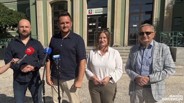 Działacze KO znaleźli sobie ciepłe posady w miejskich spółkach komunalnych - alarmują szczecińscy radni Prawa i Sprawiedliwości. Uważają, że specjalnie dla nich powstają nowe stanowiska wiceprezesów, a za ich obsadzanie ma odpowiadać Łukasz Kadłubowski.