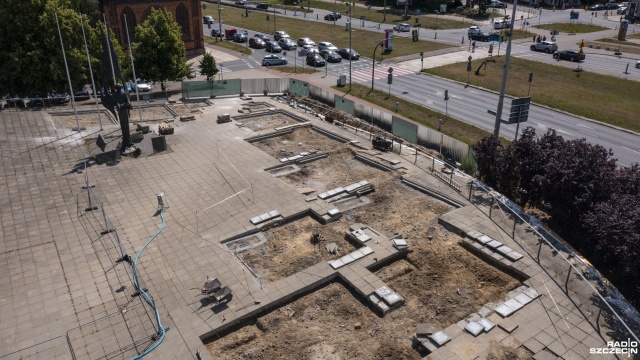 Na zielony finał trzeba jeszcze poczekać. Przebudowa szczecińskiego placu Solidarności rozpoczęła się pod koniec marca.