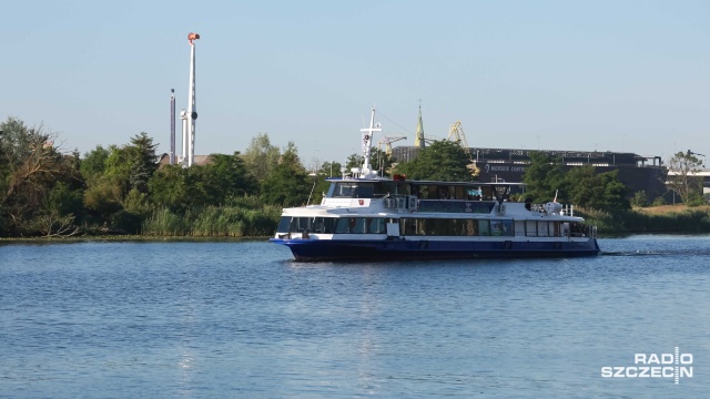 Od sierpnia ruszy bezpośredni tramwaj wodny ze Szczecina do Świnoujścia. Samorządowy Szlak Wodny zmienia rozkład jazdy. Po poprawkach pasażerowie będą mieli więcej czasu na zwiedzanie i opalanie się na świnoujskiej plaży.