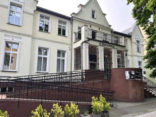 Te warsztaty nie tylko przybliżą historię regionu, ale pozwolą w przyszłości odróżnić fake newsy od prawdziwych informacji. Świnoujska Biblioteka Miejska nie próżnuje w wakacje.