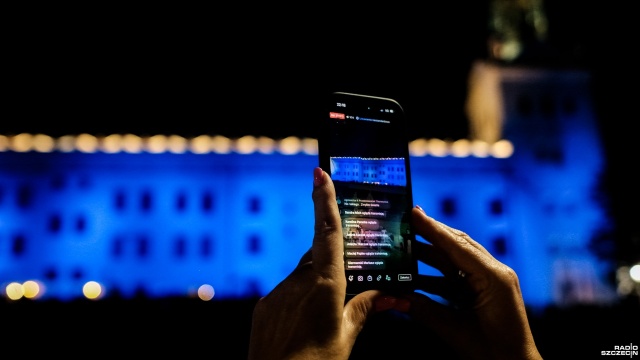 Rozbłysnął zamek, zgasł entuzjazm. Nowa iluminacja Zamku Książąt Pomorskich w Szczecinie zamiast zachwytów wywołała falę uszczypliwych komentarzy części obserwatorów.