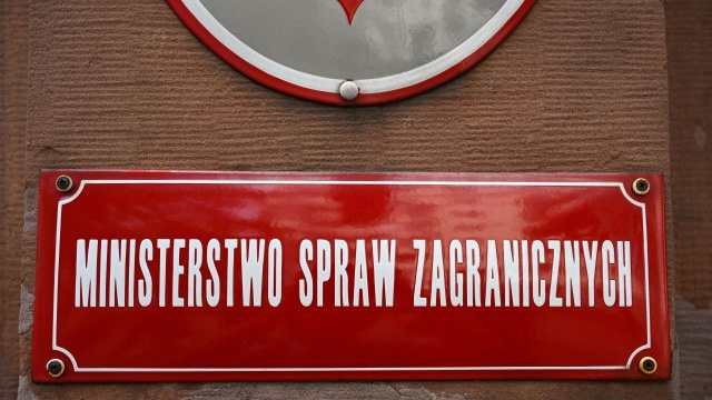 Ambasador Rosji stawił się w MSZ w Warszawie. Opuścił już budynek resortu. Został wezwany w związku z czwartkowym (30.07.) zdarzeniem w województwie lubelskim, gdzie spadła rosyjska rakieta - prawdopodobnie Ch-101.