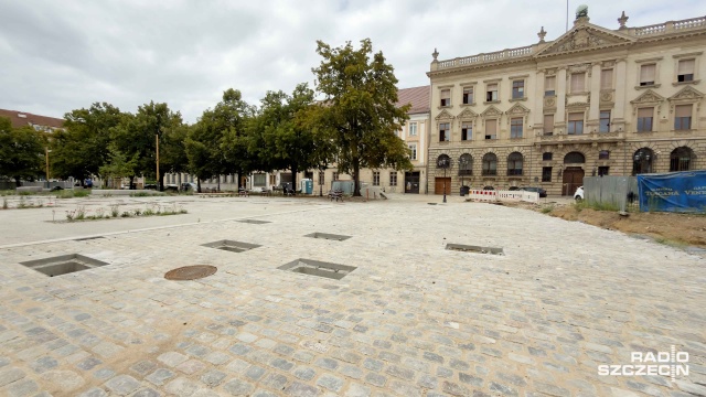 Mniej zachwytów, więcej krytyki. Przebudowa szczecińskiego Placu Orła Białego wywołuje sporo emocji wśród mieszkańców Szczecina.