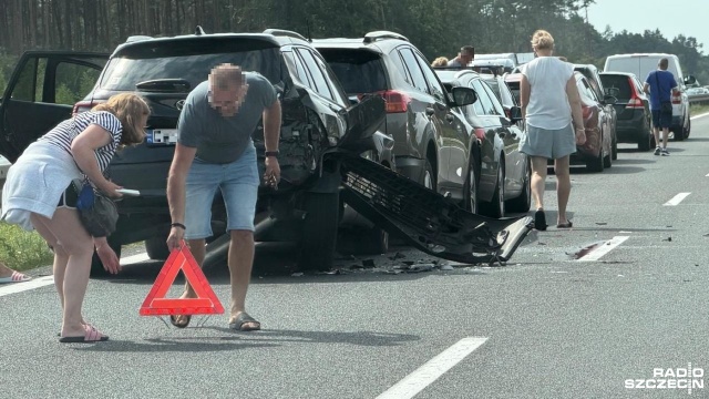 Kolizja na drodze szybkiego ruchu S3. Chodzi o odcinek między obwodnicą Goleniowa, a węzłem Kliniska.