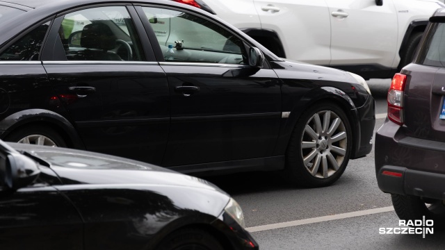Zderzenie czterech aut komplikuje przejazd autostradą A6 w stronę Gdańska i Świnoujścia. Do zdarzenia doszło przed Węzłem Kijewo.