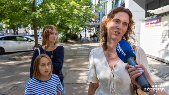 Od 300 do nawet 500 złotych - tyle pieniędzy, średnio, planują wydać rodzice na wyprawkę szkolną. Choć do pierwszego dzwonka pozostały jeszcze dwa tygodnie, to szczecinianie mówią, że zakupów nie chcą odkładać na ostatnią chwilę.