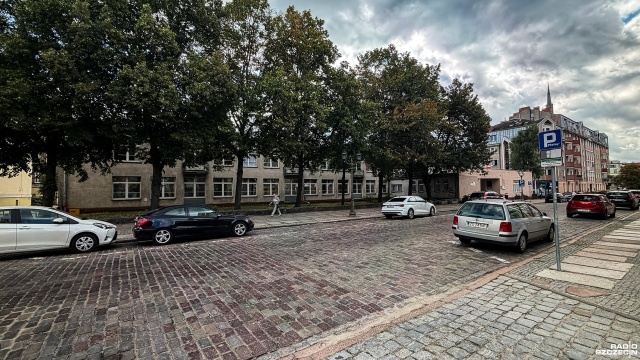 Nowa przychodnia, mieszkania i parking. Miasto chce zmienić teren przy ulicy Staromłyńskiej w Szczecinie.