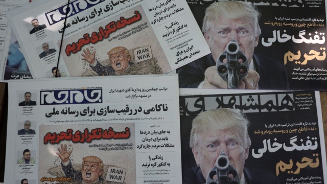 Iran oskarża Stany Zjednoczone o wypowiedzenie wojny wszystkim narodom przez nałożenie sankcji gospodarczych. Jednocześnie Donald Trump utrzymuje, że traktuje cieśninę Ormuz jako terytorium USA.