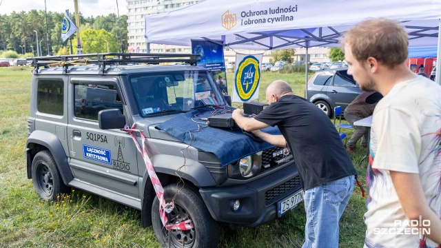 Policja, straż pożarna, ratownictwo medyczne i sztab kryzysowy edukują mieszkańców Polic jak radzić sobie w sytuacjach kryzysowych. To w ramach ogólnopolskiego treningu reagowania na sygnały alarmowe i komunikaty ostrzegawcze.