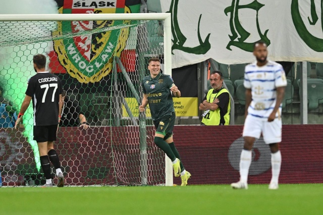 Piłkarze Pogoni przegrali we Wrocławiu ze Śląskiem 1:2 w pierwszej rundzie Pucharu Polski.
