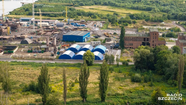 Planowana rozbudowa zakładu BFK Polska przy ulicy Stołczyńskiej na Skolwinie nadal budzi sprzeciw części mieszkańców. Chodzi między innymi o zwiększenie możliwości produkcyjnych zakładu.