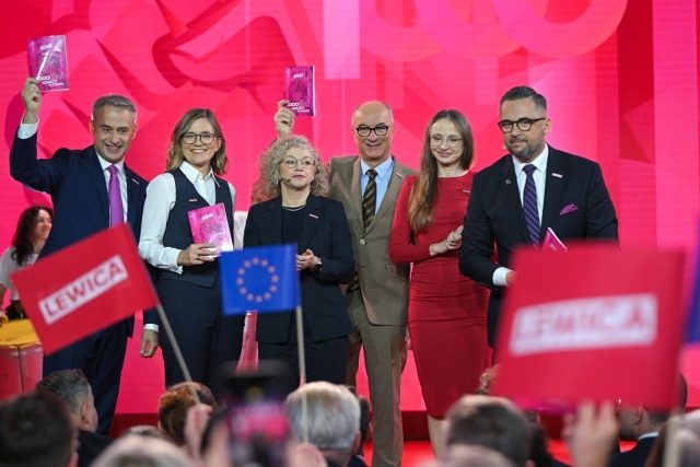 Lewica podsumowuje 1000 dni rządów oraz kreśli plany na przyszłość. W Warszawie odbywa się konwencja tej partii.