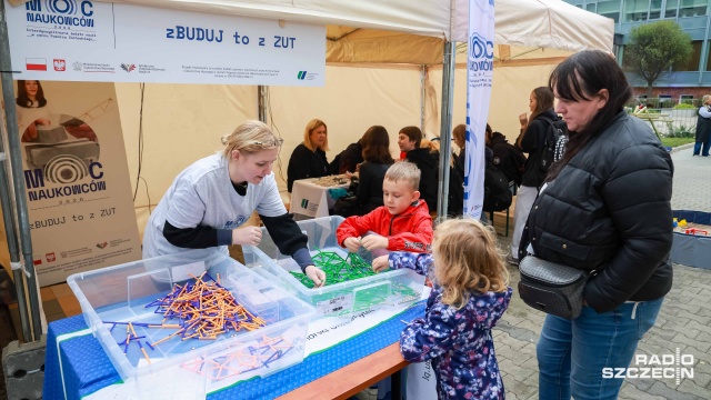 Co kryje się w laboratoriach na co dzień dostępnych tylko dla wtajemniczonych O tym mogą się przekonać odwiedzający dziś Moc Naukowców Zachodniopomorskiego Uniwersytetu Technologicznego w Szczecinie.