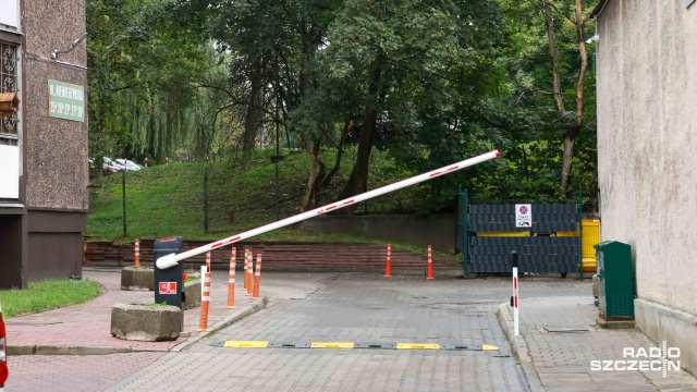 500 tysięcy złotych na remont placu, do którego nie można dojechać, czyli konflikt na szczecińskim Niebuszewie.