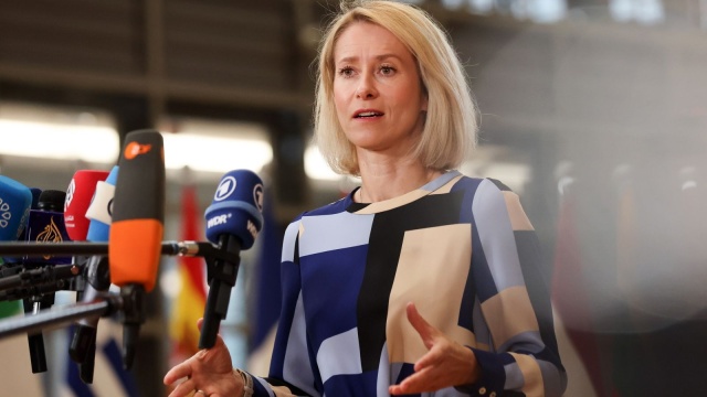 Szefowa unijnej dyplomacji przestrzega przed zagrożeniem ze strony Rosji, która planuje kolejne ataki hybrydowe w Europie.