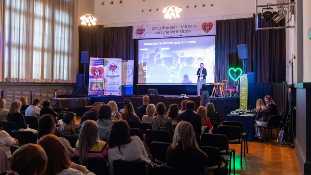 W Szczecinie powstało pierwsze publiczne Specjalistycznego Centrum Wspierania Edukacji Włączającej. To okazja do spotkania i wymiany doświadczeń w ramach realizacji kształcenia specjalnego.