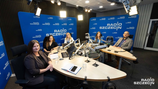 Pomimo tego, że liczba studentów na szczecińskich uczelniach rośnie, to stolica Pomorza Zachodniego plasuje się pod tym względem na 10. miejscu w Polsce. O tym, jak przyciągnąć żaków do Szczecina, rozmawiali goście Kawiarenki politycznej.