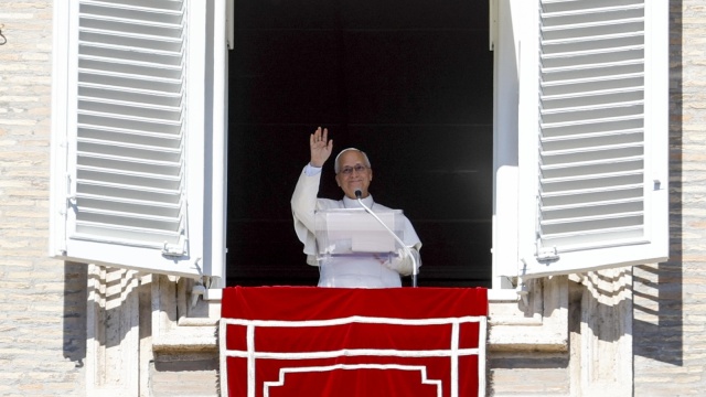Biskupi modlą się o zdrowie Leona XIV. Papież ma przejść operację