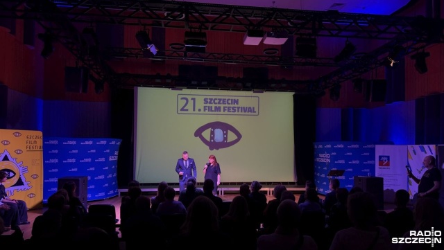 50 filmów, 30 wydarzeń i wielu gości ze świata kina. Rozpoczęła się 21. edycja Szczecin Film Festivalu.