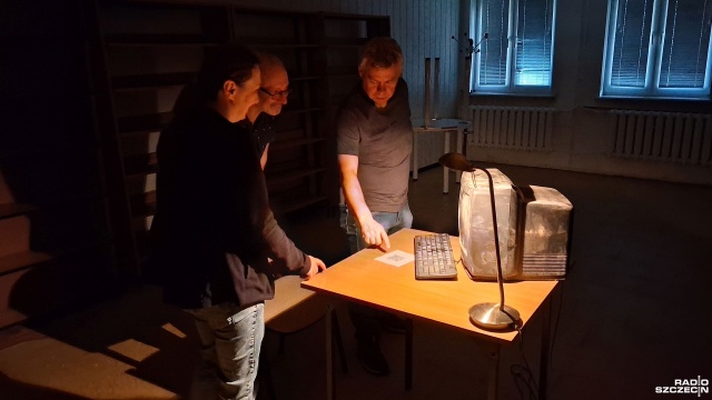 Książki, mroczne tajemnice i... zamknięte na co dzień podziemia Za nami niesamowita Noc Bibliotek w Świnoujściu, która udowodniła, że biblioteka to nie tylko cisza i regały