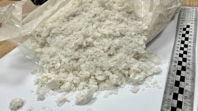 Cztery kilogramy narkotyków i substancji psychotropowych przejęli policjanci z Pyrzyc. W sprawie zatrzymano mężczyznę.