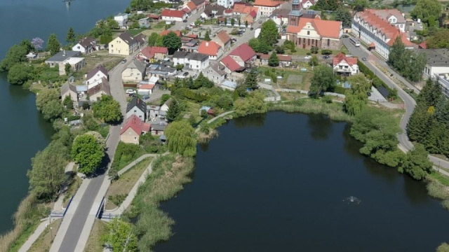 Przy Jeziorze Panieńskim w Pełczycach stanie 30-metrowa wieża widokowa. Będzie z niej można podziwiać panoramę miasta, jezior i okolicznych terenów.
