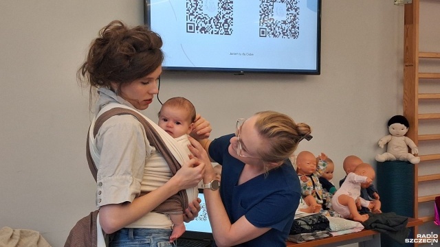 Ciąża, poród i pierwsze chwile po przyjściu na świat - o tym i wszystkim, co związane z byciem świeżo upieczonym rodzicem, jest mowa w świnoujskim szpitalu im. Jana Garduły, gdzie trwa Tydzień Godnego Porodu.