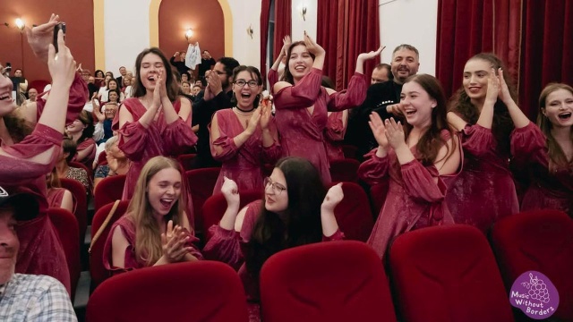 Chór Uniwersytetu Szczecińskiego zdobył Złoty Dyplom oraz dwie nagrody specjalne w 2. edycji The International Choral Festival Music Without Borders, który odbył się w gruzińskim Kutaisi.