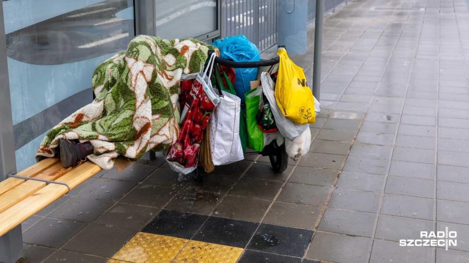 Nadciągają silne mrozy, apele policji: zadzwoń pod 112