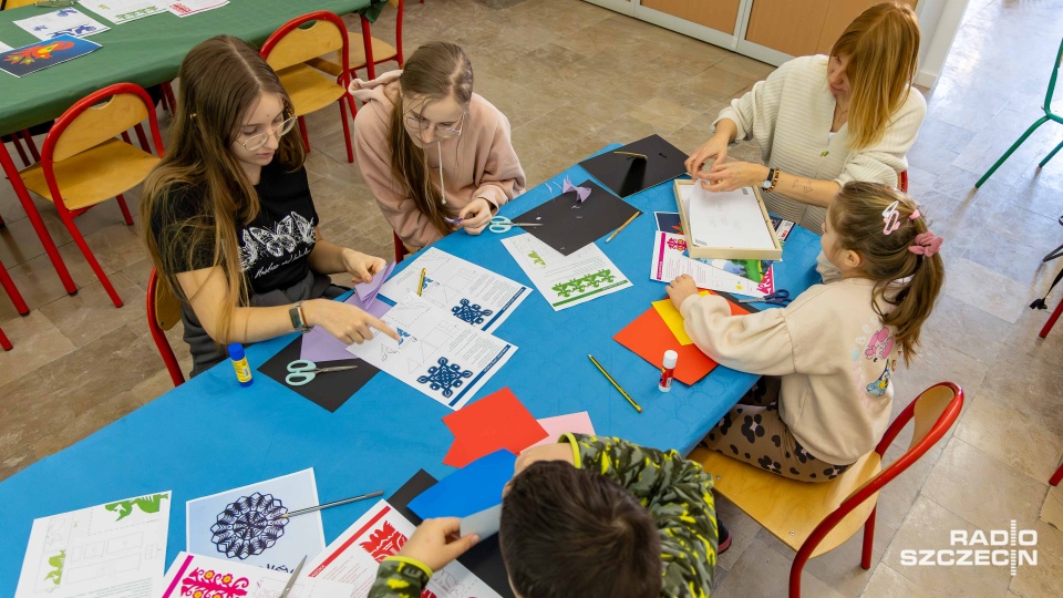 Wycinanie w starym stylu w Muzeum Narodowym [WIDEO, ZDJĘCIA]