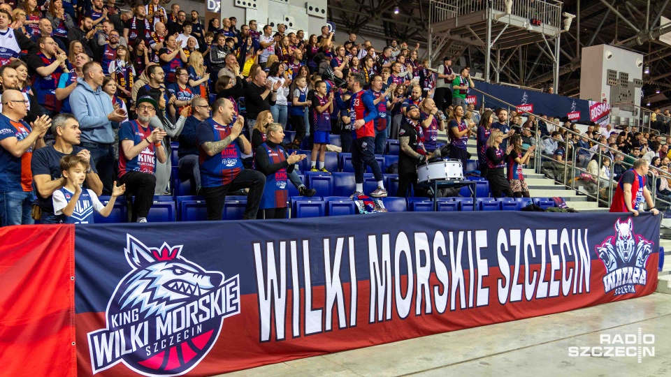 Koszykarze Kinga lepsi od Czarnych Słupsk