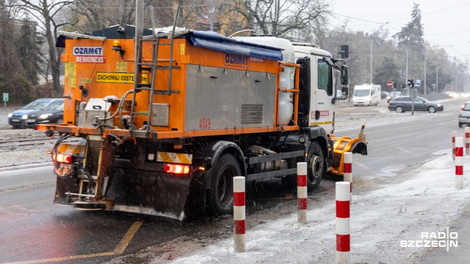 Wszystkie piaskarki wyjadą nocą na ulice Szczecina