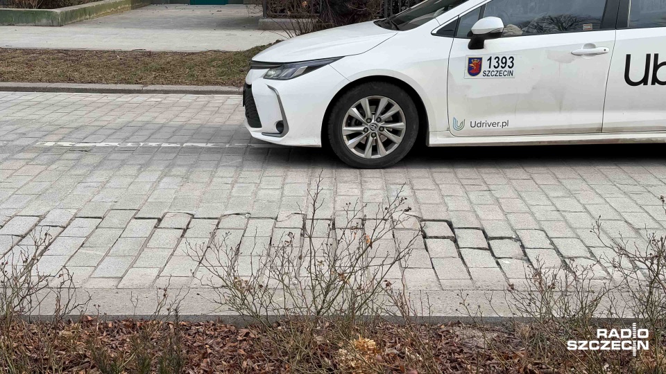 Ekspertyza ZUT o al. Jana Pawła II: kostka dobra, jej ułożenie już nie