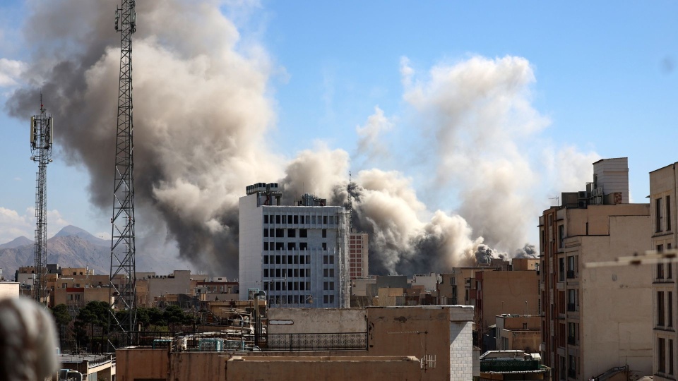 Kolejna noc walk na Bliskim Wschodzie - Iran ostrzelał amerykańskie placówki