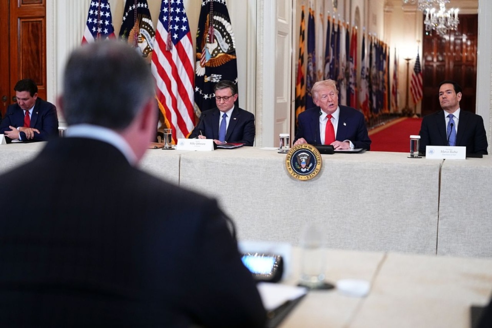 Prezydent Trump zapowiada dalsze uderzenie w Iran