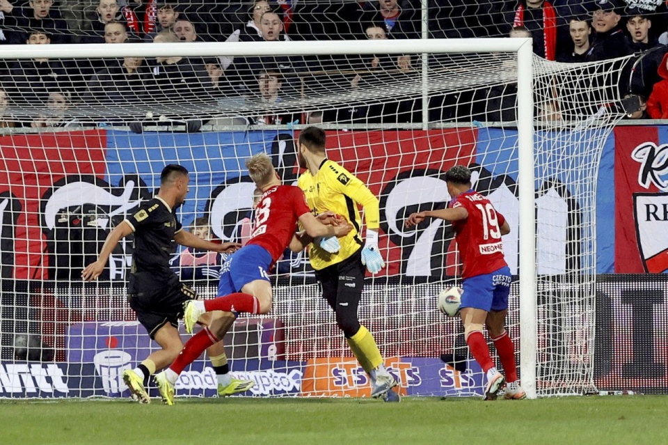 Pogoń przegrała z Rakowem [ZDJĘCIA]