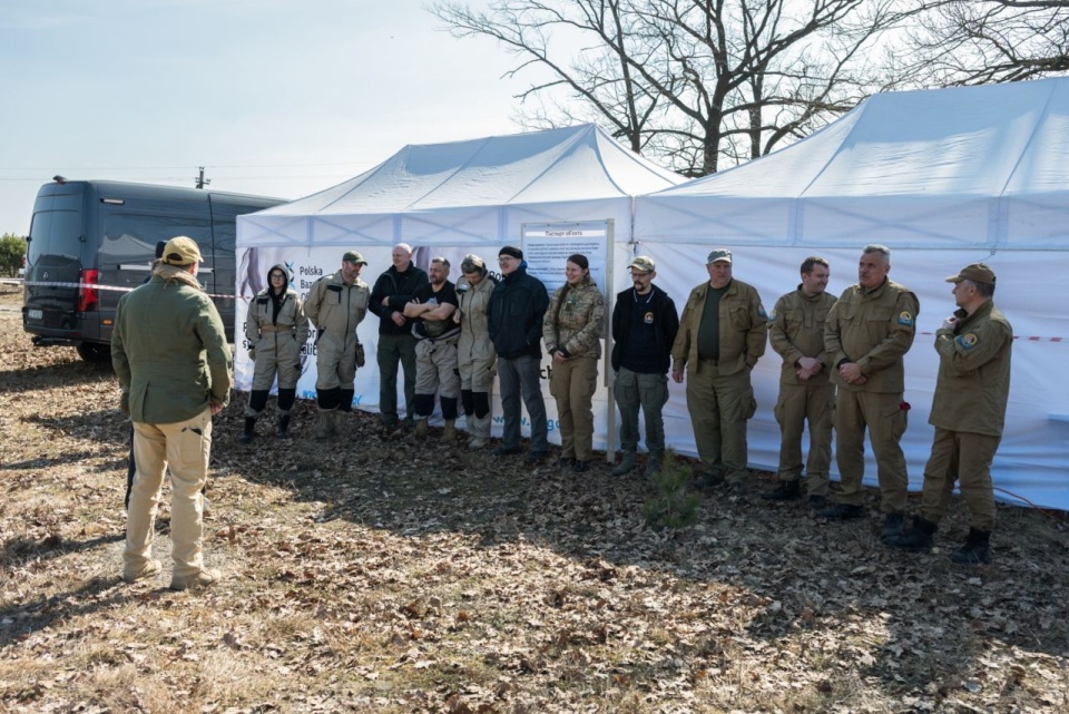 Szczecińscy naukowcy prowadzą poszukiwania na Ukranie. Miejscowi pamiętają o ofiarach