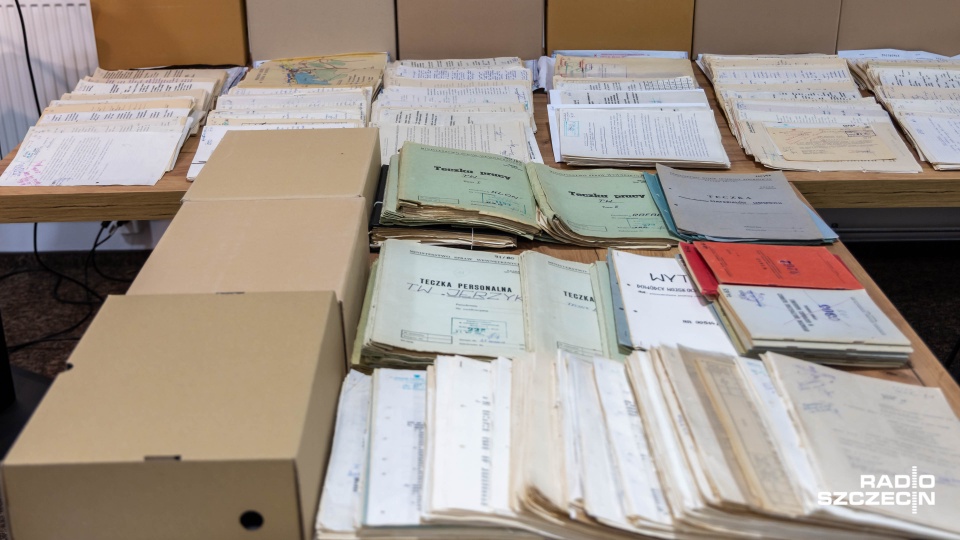 Szczeciński IPN odzyskał tysiące dokumetów z czasów PRL [ZDJĘCIA]