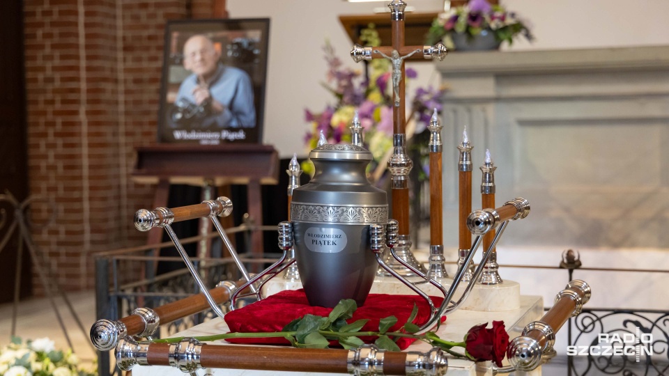Uwieczniał najważniejsze wydarzenia w dziejach Szczecina. Pożegnanie fotoreportera [ZDJĘCIA]