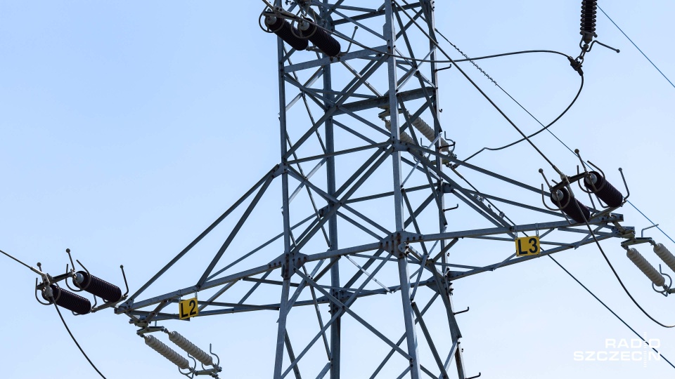 Silny wiatr w Polsce i gospodarstwa bez prądu